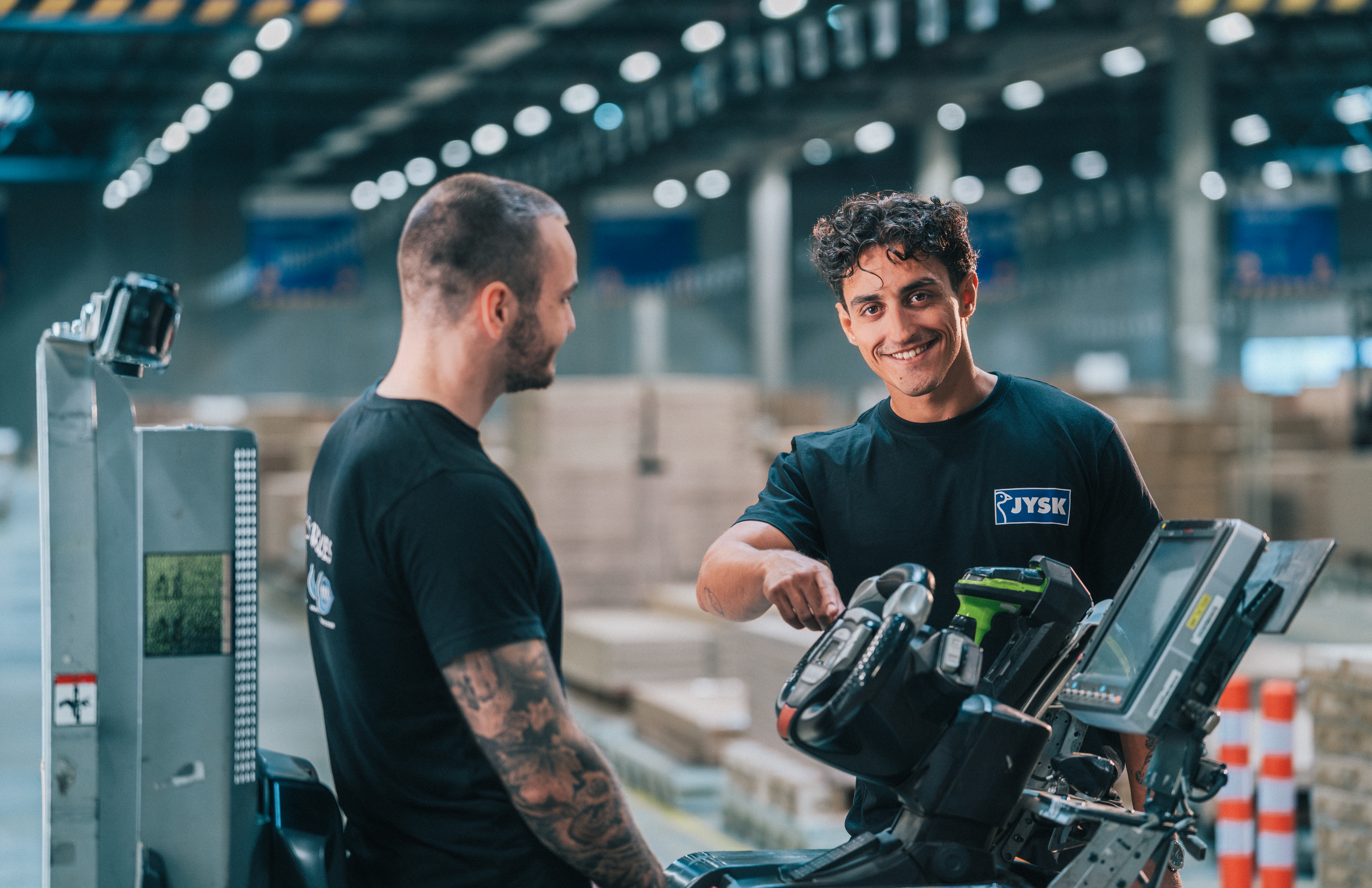 ​​​​​​JYSK_Distribution Center_Campaign_Image_5